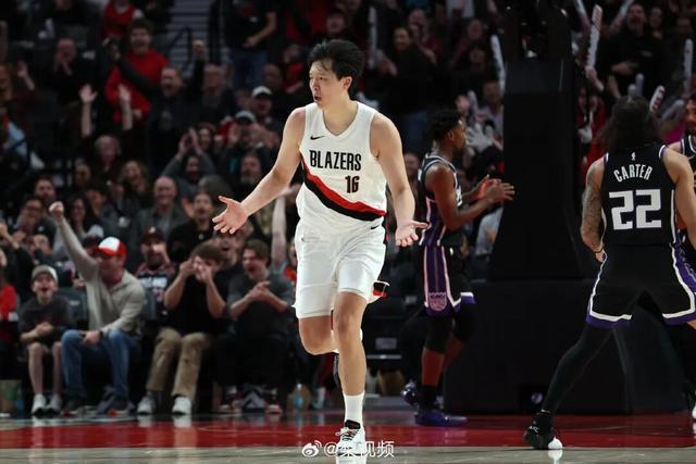 杨瀚森NBA季前赛收官战6犯离场 开拓者惜败爵士