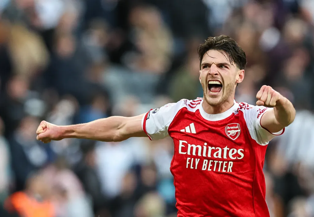 维埃拉盛赞赖斯：具备领袖潜质，阿森纳阵容深度成争冠利器