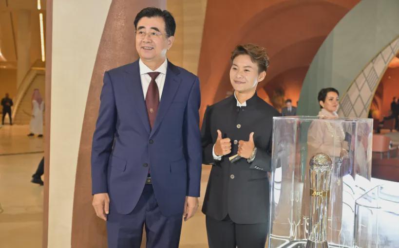 亚足联颁奖引争议！王霜错失亚洲足球小姐，日本八强球员获奖