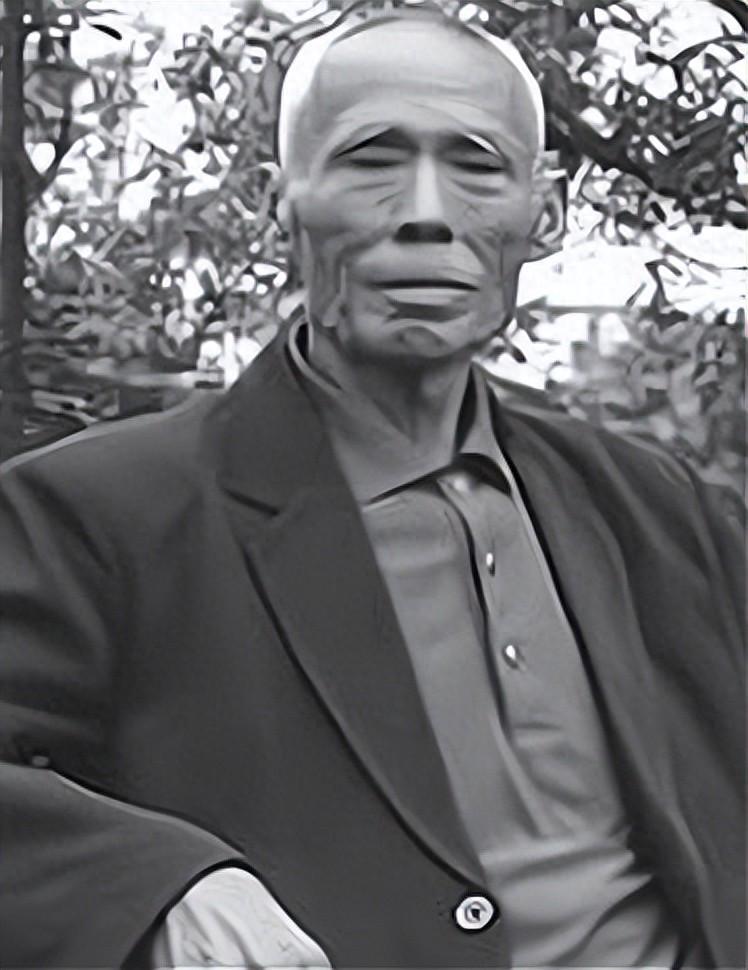 他本是国民党杀手，却放走了19个共产党人，建国后如何处置他的？