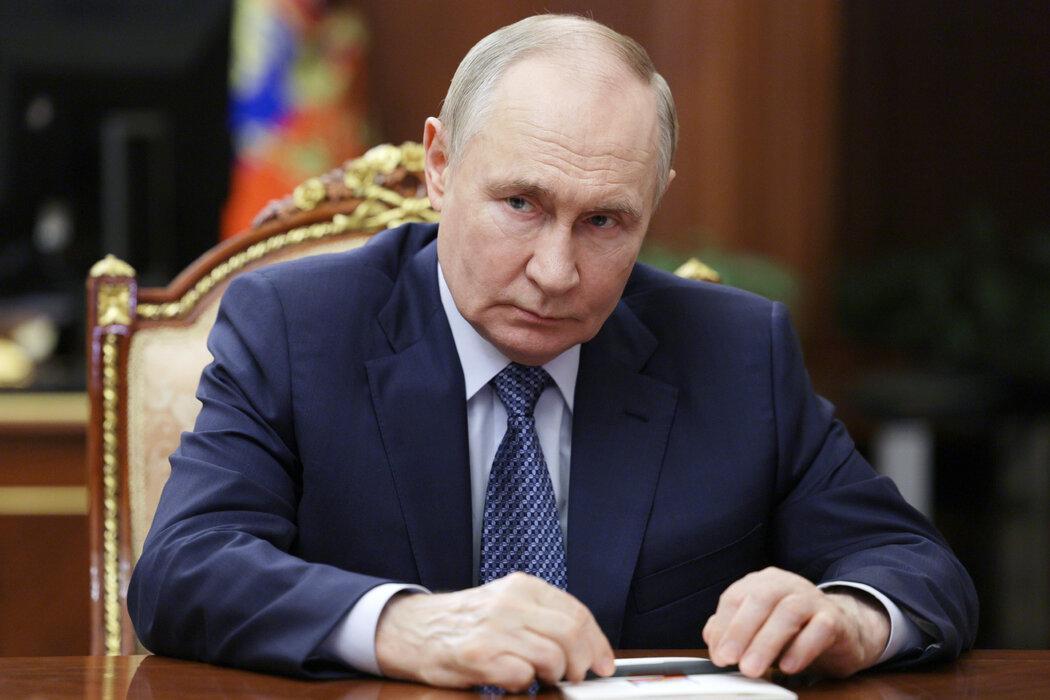 普京亲笔送特朗普，暗藏玄机