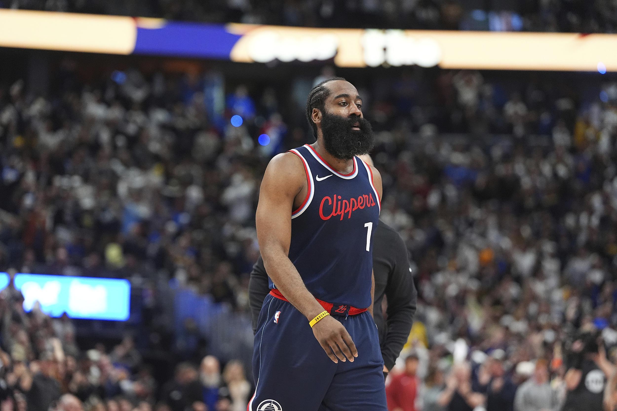 NBA历史单赛季负场超60场球队排名：快船居首，森林狼次之