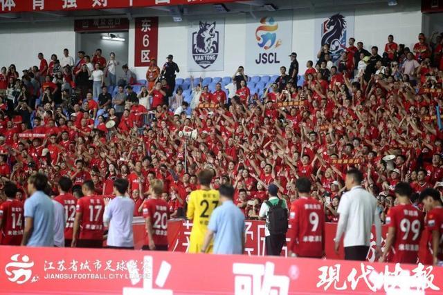 苏超半决赛前瞻：南京南通争锋，泰州无锡能否逆袭？