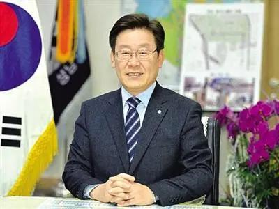 李在明焦虑升级！中方APEC参会态度成谜，九三阅兵成关键