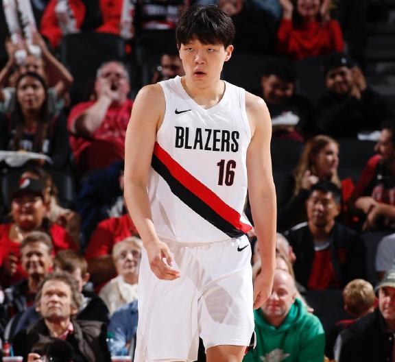 美国记者预测：杨瀚森或成下一个姚明，引领中国球迷关注NBA
