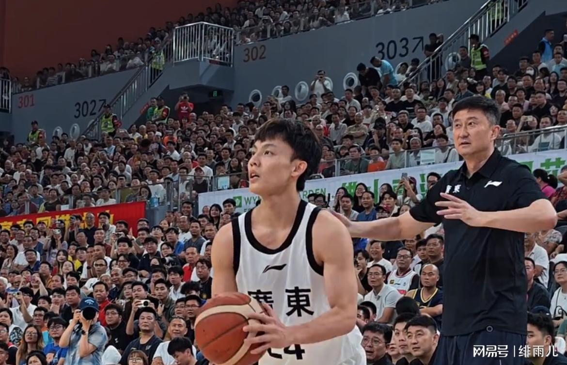 广东队祭出‘死亡三高’阵容，全运会碾压四川队夺冠在望