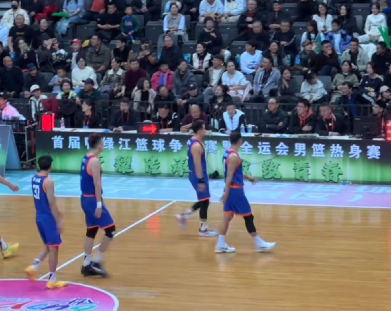 辽宁男篮热身赛95-93险胜北京，赵继伟付豪状态火热