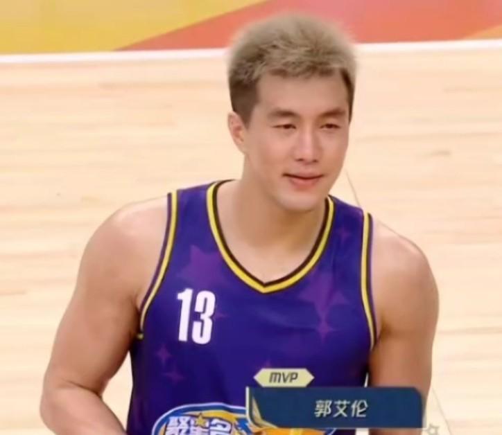NBA聚星名人赛杭州站：名人队险胜，郭艾伦43分荣膺MVP