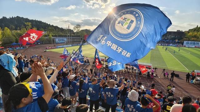 川超赛场：资阳队虽败犹荣，场外文旅消费双丰收