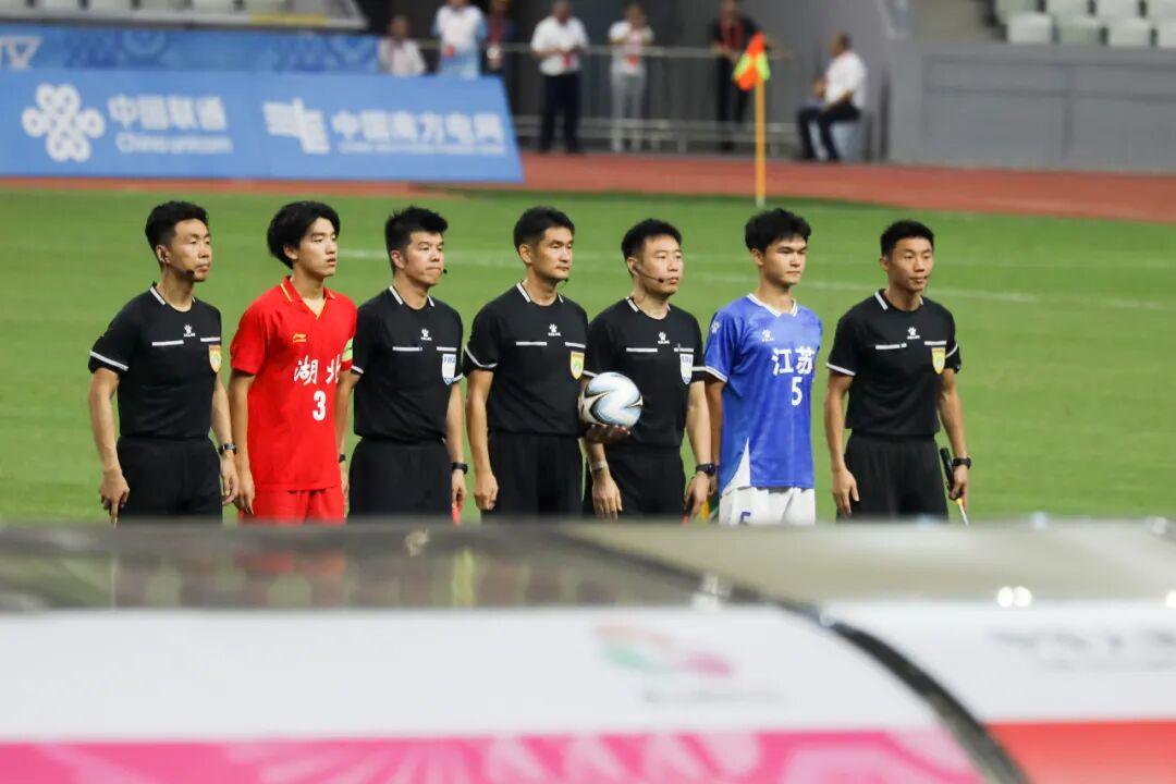 全运会足球赛：湖北男足U18强势晋级八强