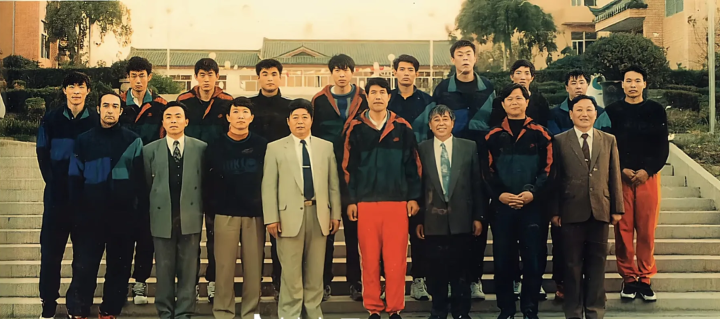 1994年世锦赛中国男篮阵容