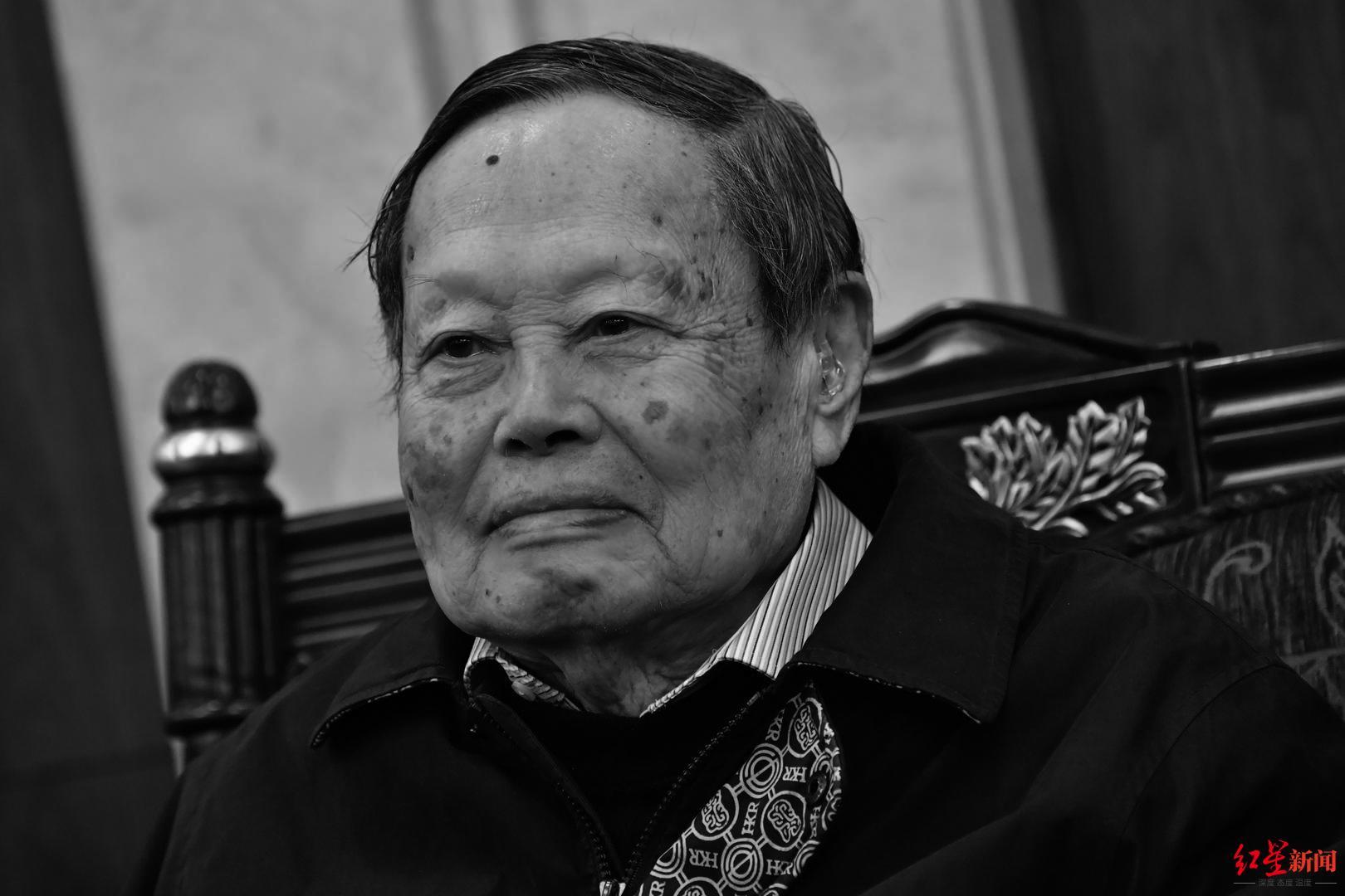 潘建伟院士缅怀杨振宁：顽强精神永存，激励科技强国梦