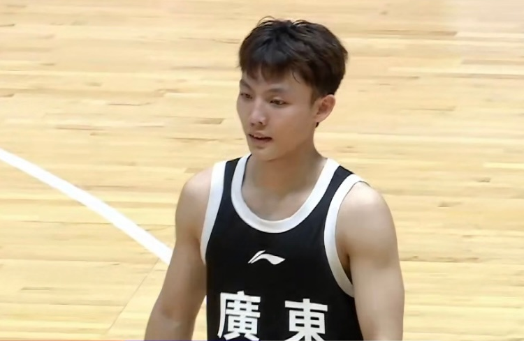广东全运男篮5连胜！97-77大胜西班牙赫罗纳 徐杰21分领衔