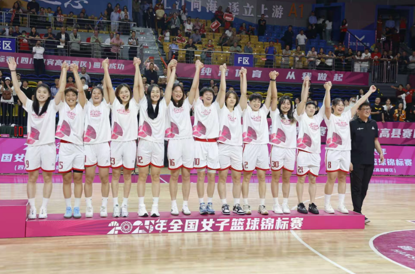 武汉女篮‘青春风暴’：02后小将拼出全锦赛季军奇迹