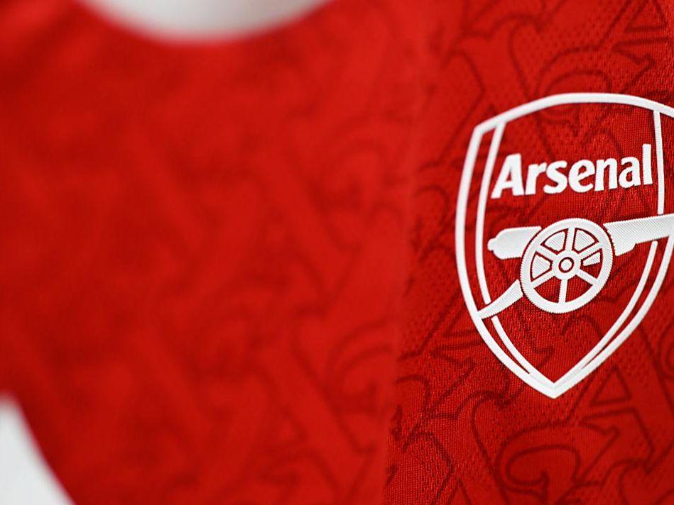 英超局势分析：阿森纳夺冠在望，曼城能否逆袭搅局？