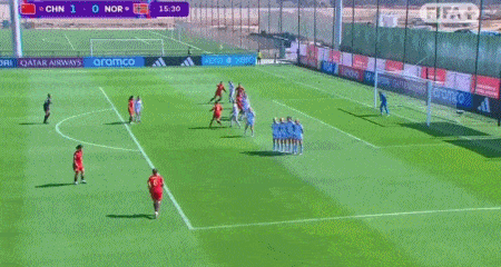 中国U17女足世界杯首战5-0横扫挪威 强势开启征程