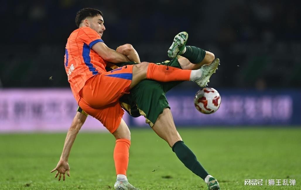 洛佩斯鲁浙之战引争议：泰山后防与引援决策双重失误