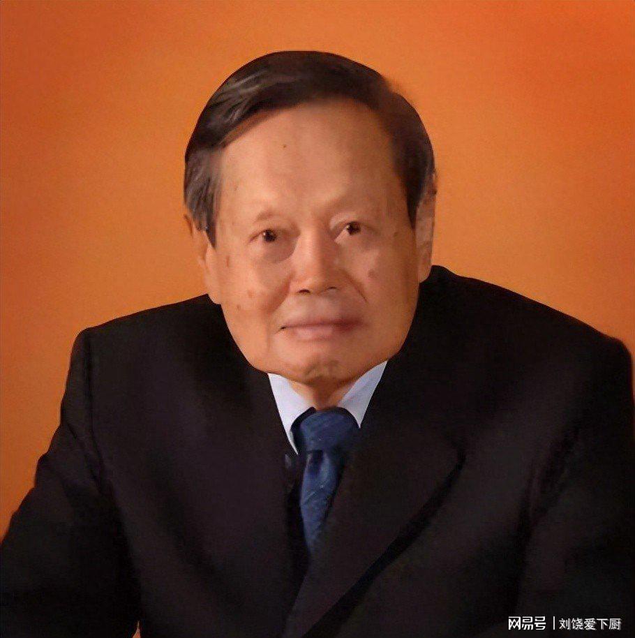 翁帆也没想到，丈夫杨振宁去世后，竟因生前一个举动再次口碑暴涨