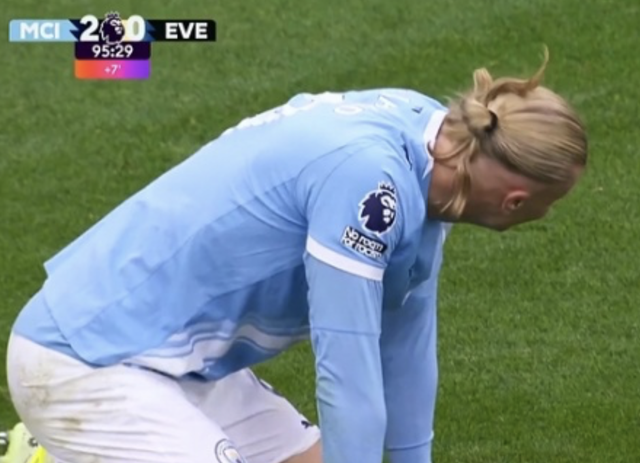 哈兰德5分钟错失3次单刀引热议，武磊若如此或遭狂批