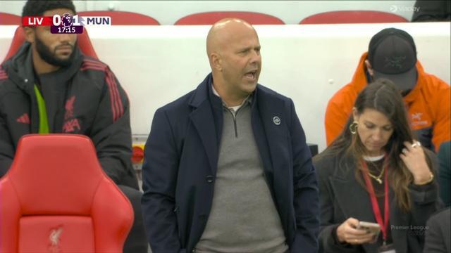 利物浦1-2负于曼联，英超主场20场不败纪录告终