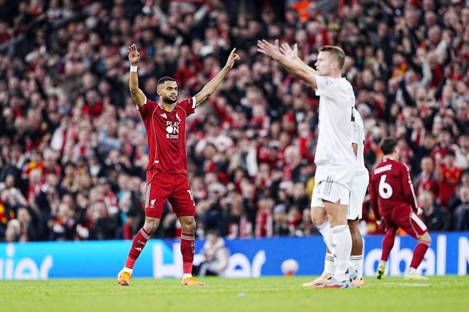 加克波双红会闪耀：中柱后破门，曼联成其英超最大苦主