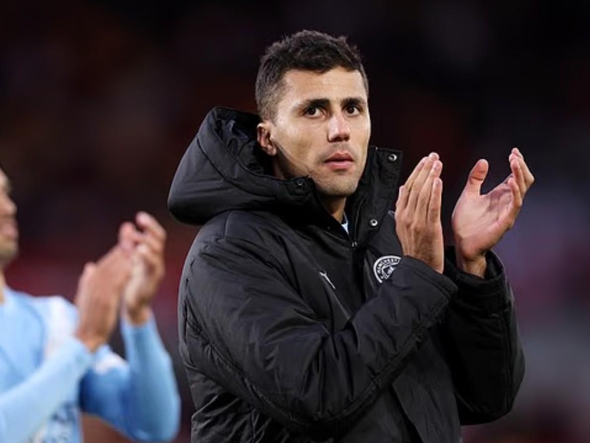 瓜迪奥拉透露罗德里或无缘两场关键战，科瓦契奇复出引关注