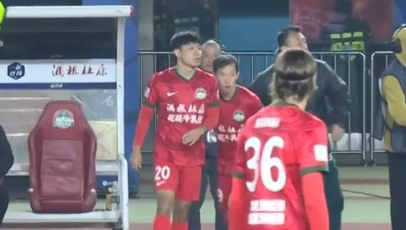 河南队何超赛后表态：未完待续，长春亚泰明年再战