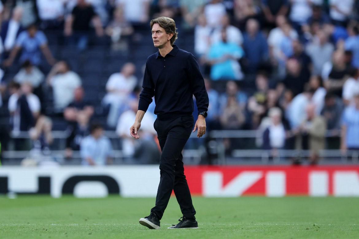 弗兰克评热刺1-2负维拉：罗梅罗内收肌伤退，1-1是公平结果