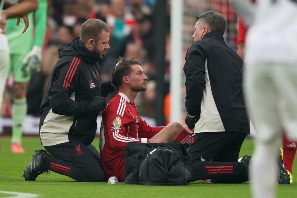 英超双红会争议：曼联闪击进球存疑，阿森纳旧例引对比