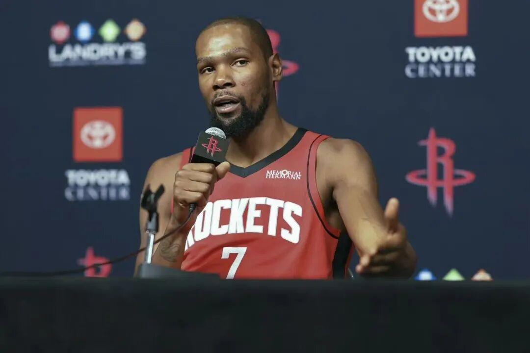 杜兰特降薪3000万续约火箭，3.88亿完成10笔签约