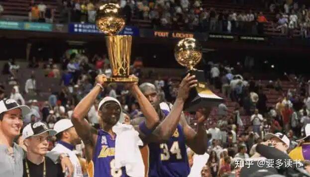 巅峰奥尼尔：为何被公认为历史最具统治力中锋？