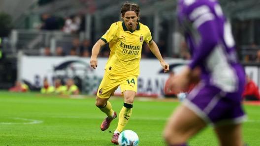 莫德里奇意甲540分钟零犯规后首遭犯规，险领黄牌引关注