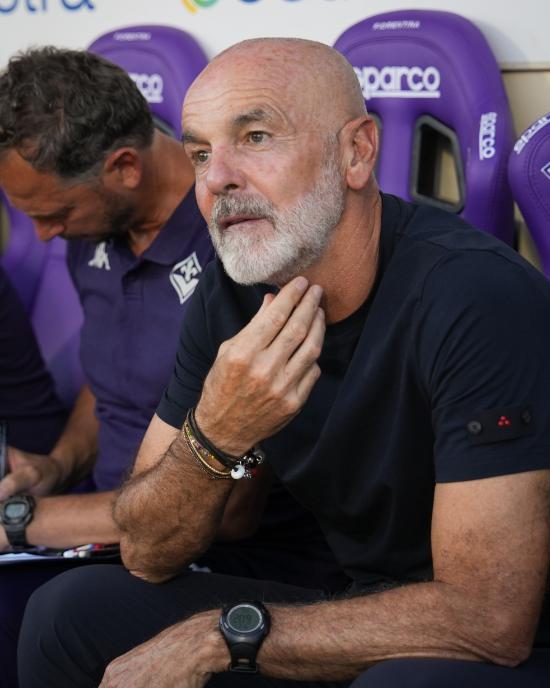 皮奥利500场里程碑！莱奥双响助AC米兰2-1逆转紫百合登顶