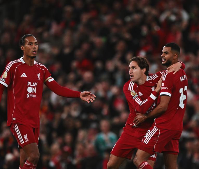 英超最新积分榜：利物浦3连败跌至第4，阿森纳领跑，曼联阿莫林2连胜