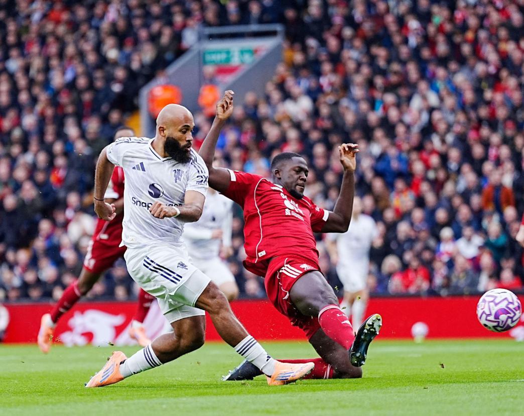 曼联客场2-1力克利物浦，马奎尔绝杀破红军不败神话