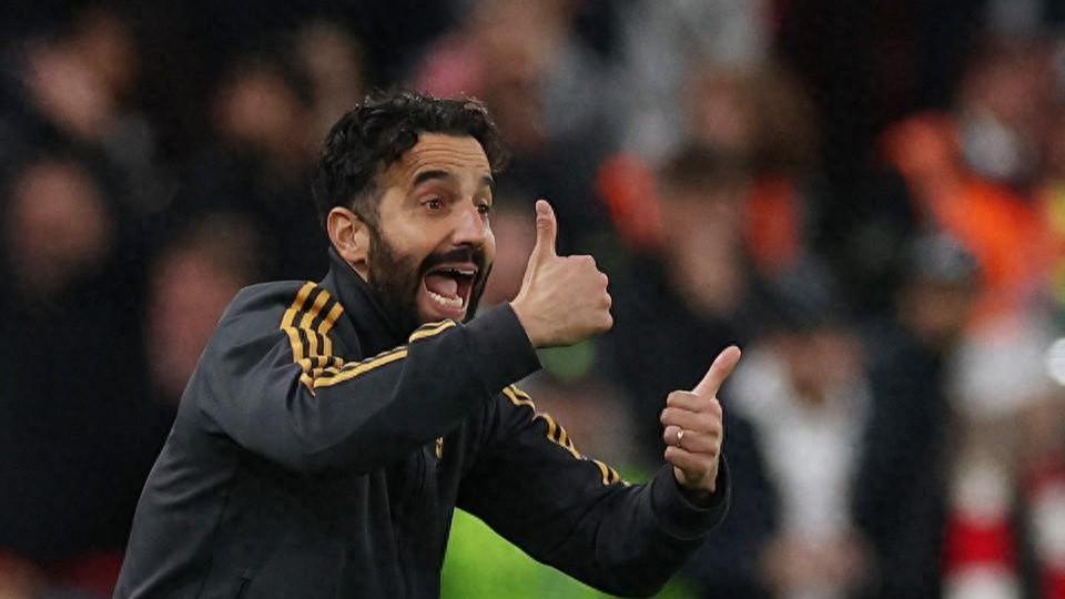 阿莫林战术奇招制胜！曼联客场2-1力克利物浦终结9年魔咒