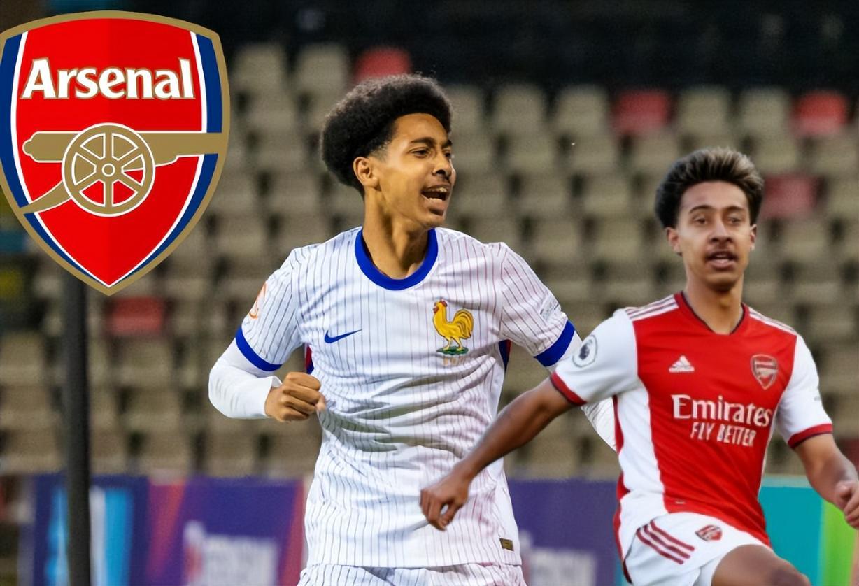 17岁法国锋线新星28场30球！新埃基蒂克引5大豪门争抢