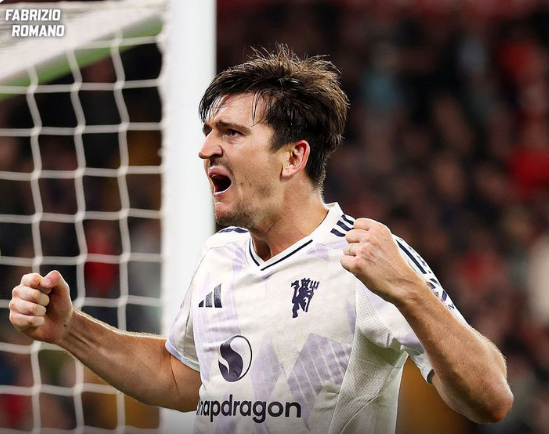 曼联9年后再克利物浦！安菲尔德魔咒终被打破