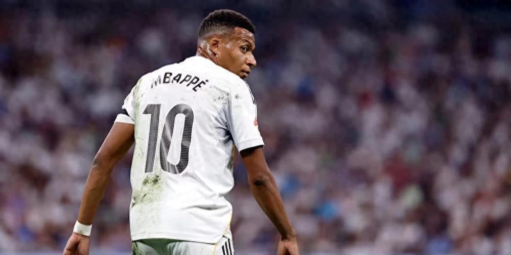 西媒深度解析：姆巴佩的成功秘诀，知识如何助力足球巨星成长