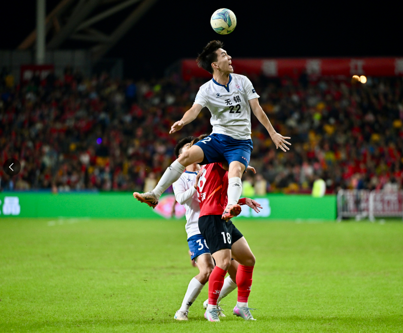 无锡队90分钟鏖战南通：虽败犹荣的苏超经典之战