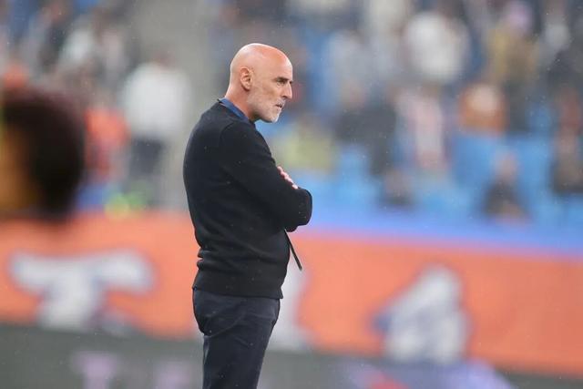 海港争冠关键期：亚冠轮换阵容出战，穆斯卡特留任成定局