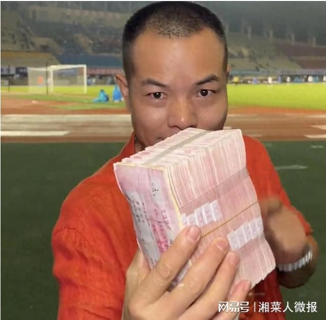 荷塘土鸡肖亮：如何用足球营销“拿捏”湘潭队与市场？