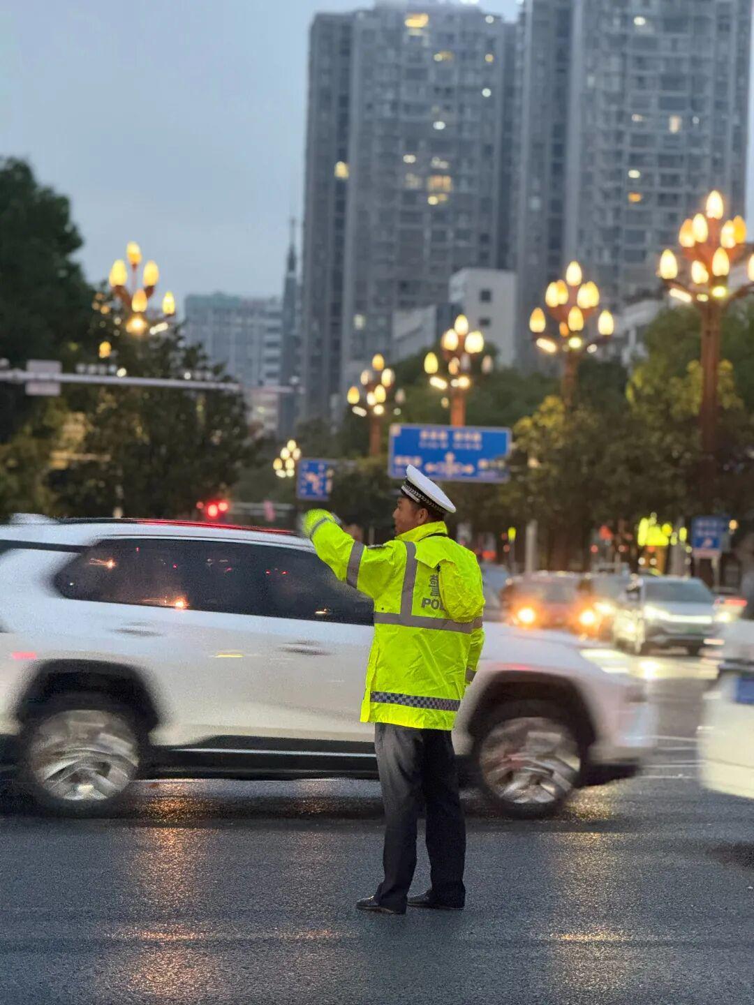 湘超常德主场：揭秘幕后平安守护者