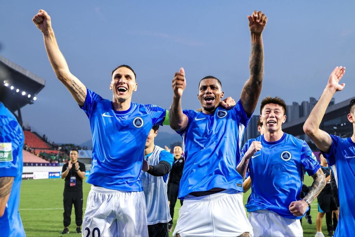 深圳新鹏城险胜北京国安：三分救命，保级曙光初现