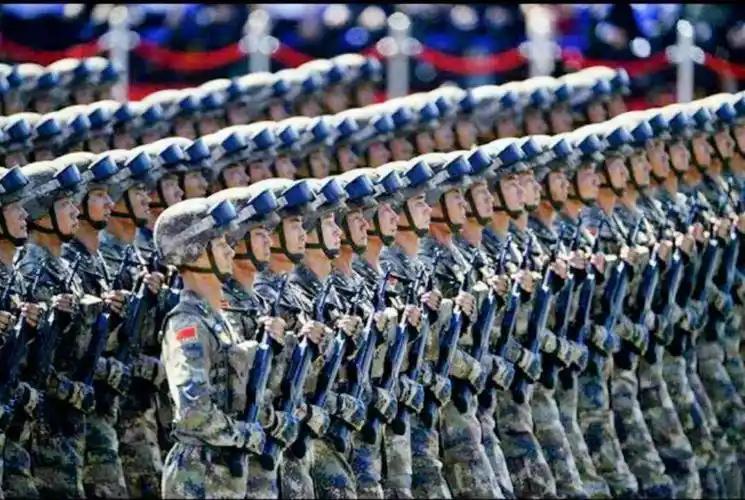 军委委员人数缩减：背后释放的强军改革新信号