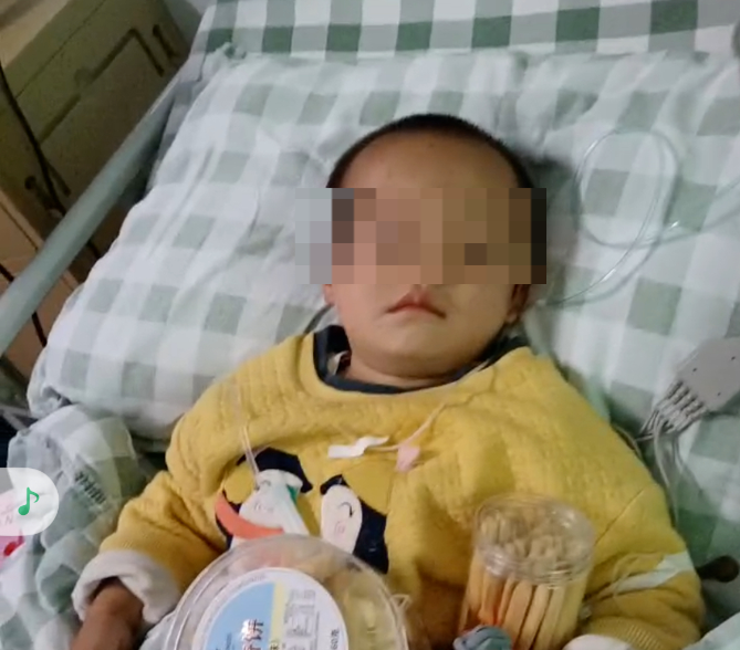 贵州2岁失踪女童50小时后获救：山上田埂草丛中被发现，身体无大碍