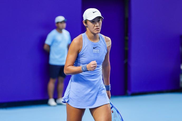 广州网球公开赛：外卡选手王曦雨2-0力克琼斯，首战告捷