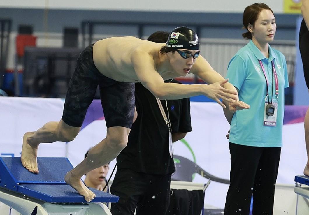 韩国22岁新星黄宣优破孙杨尘封八年200米自由泳亚洲纪录