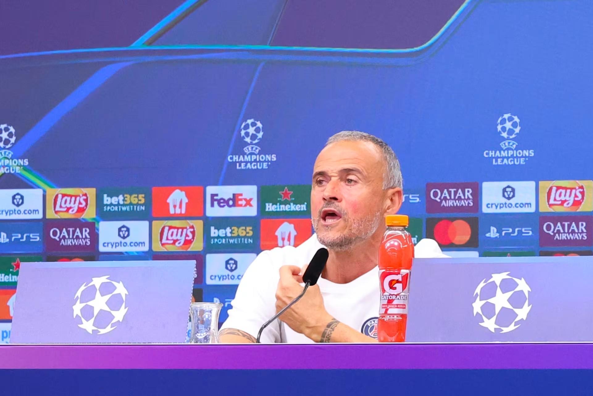 恩里克谈登贝莱回归：他非金球奖得主，但球队重迎关键力量