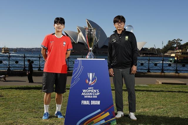 韩媒：韩国女足抗议足协只让男足坐商务舱，情况严重可能罢赛